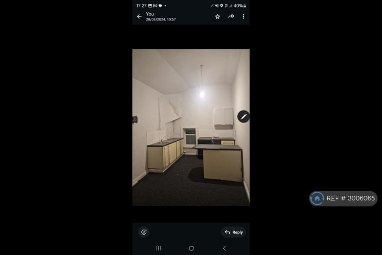 1 bedroom flat in Halifax Road, Brierfield, Nelson, BB9 (1 bed) (#3006065)