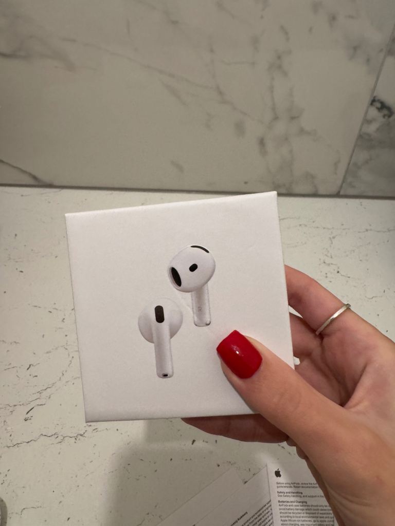 AirPod 4