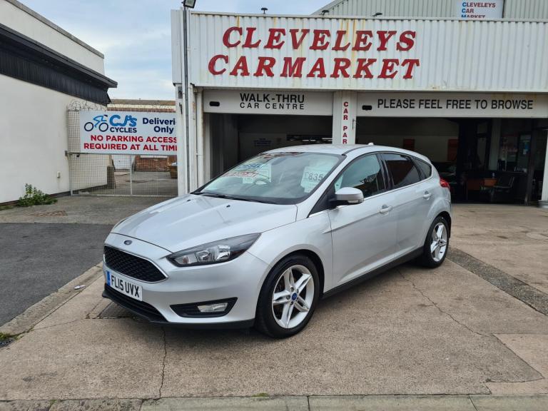 2015 Ford Focus 1.6 TDCi Diesel 115 Zetec 5-Door Hatchback Diesel Manual