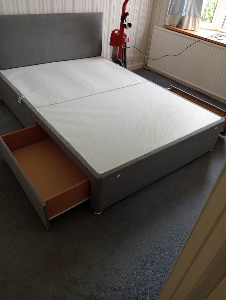 Double bed base 3 months old