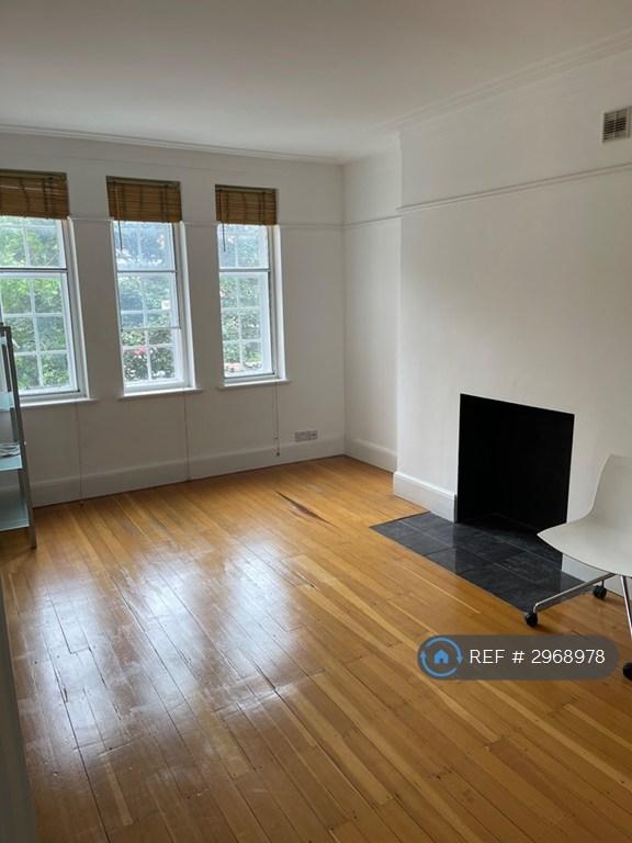 Studio flat in Hillside Court, London, NW3 (#2968978)