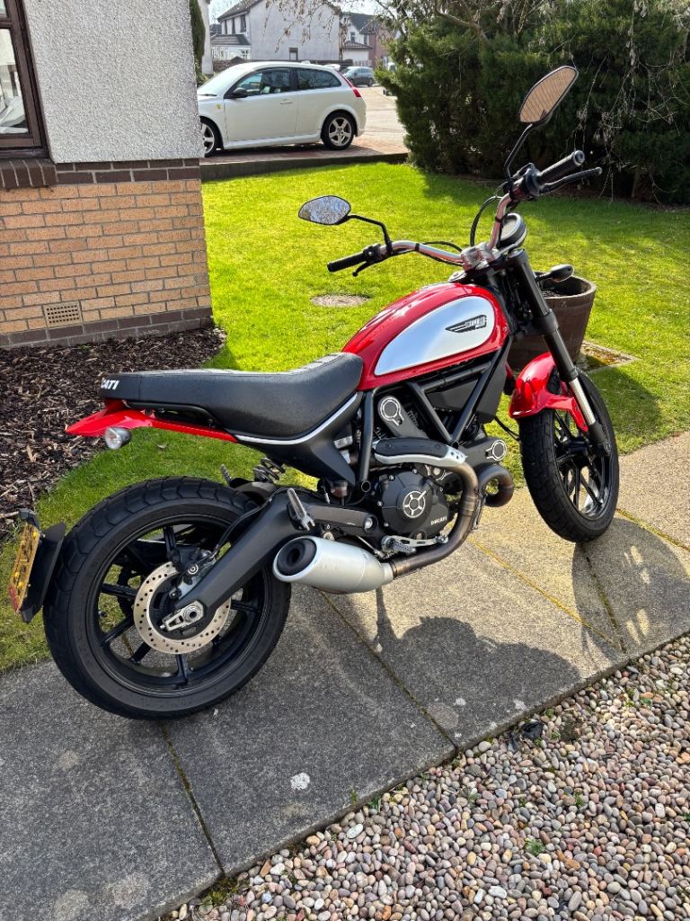 2015 Ducati Scrambler Icon, 800cc