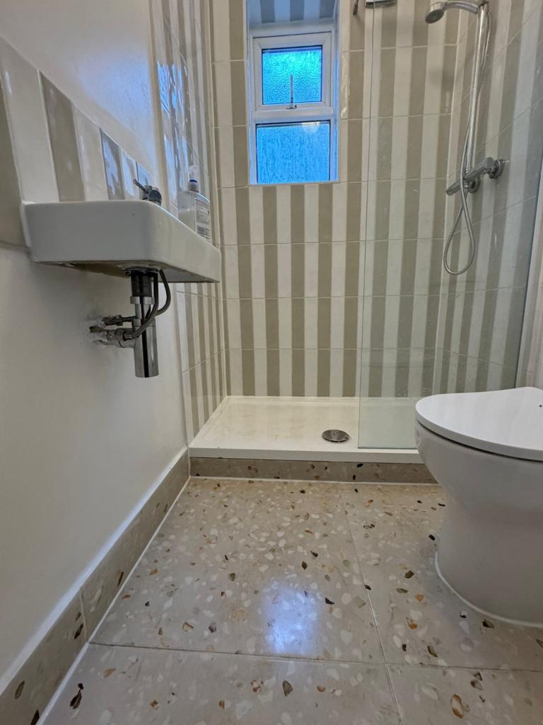 PLUMBER,TILER AND HANDYMAN 