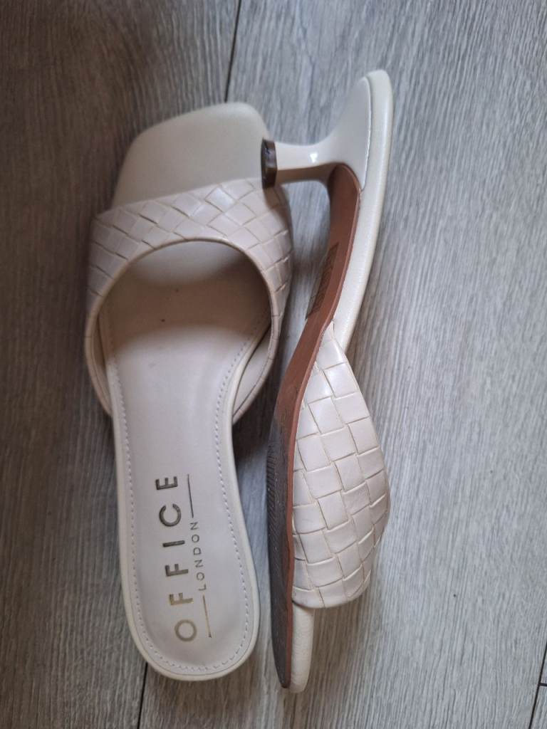 Office mules with kitten heels UK 4 used twice