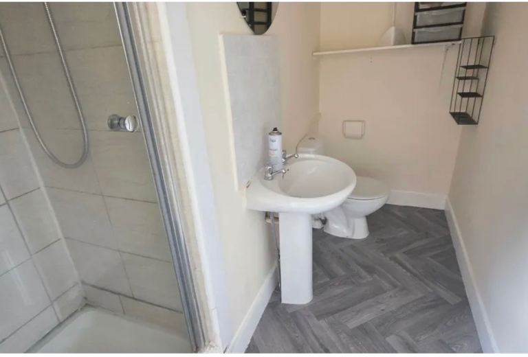 1 bed flat to rent Ashton Road, Luton LU1 £925pcm