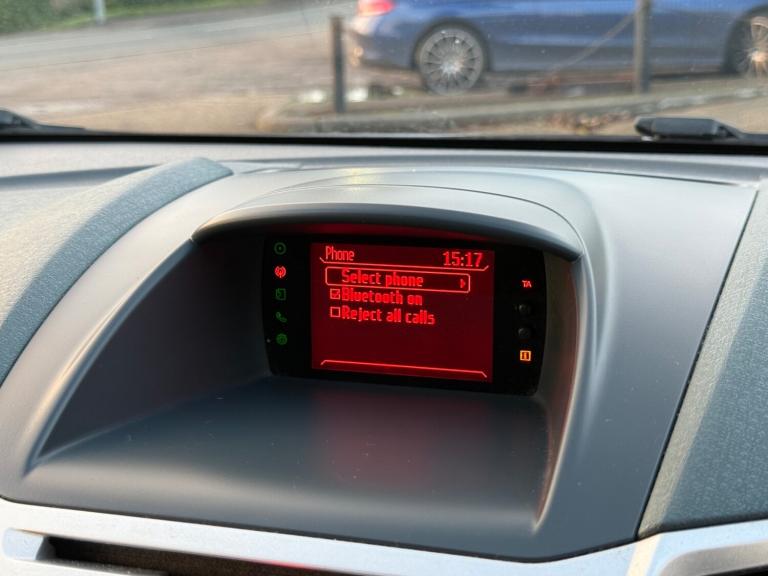 2010 Ford Fiesta 1.25 Zetec 5dr [82] HATCHBACK Petrol Manual