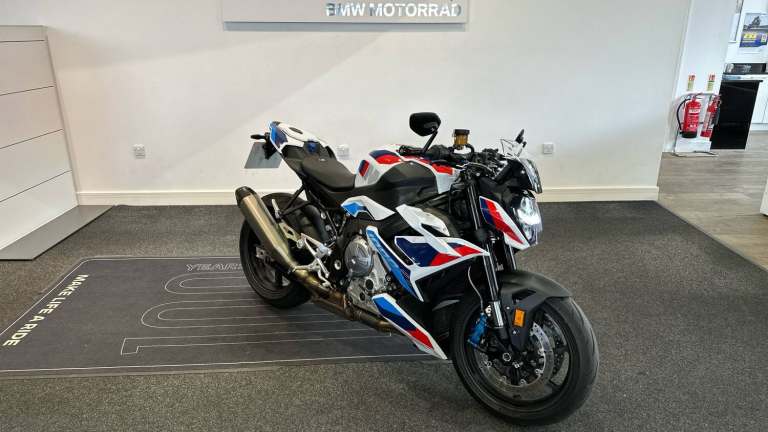 2023 BMW M M 1000 R (23MY) SPORTS PETROL Manual