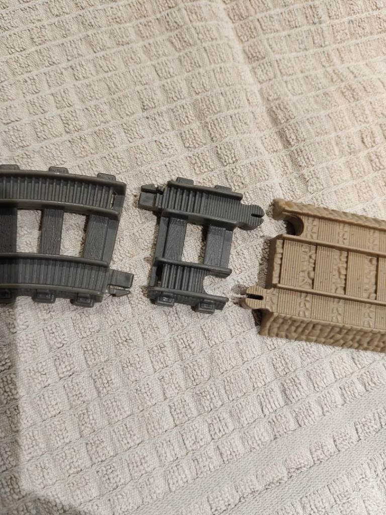 Thomas the Tank Engine & Friends Track Adapters Trackmaster to Take n Play Connectors Adaptors