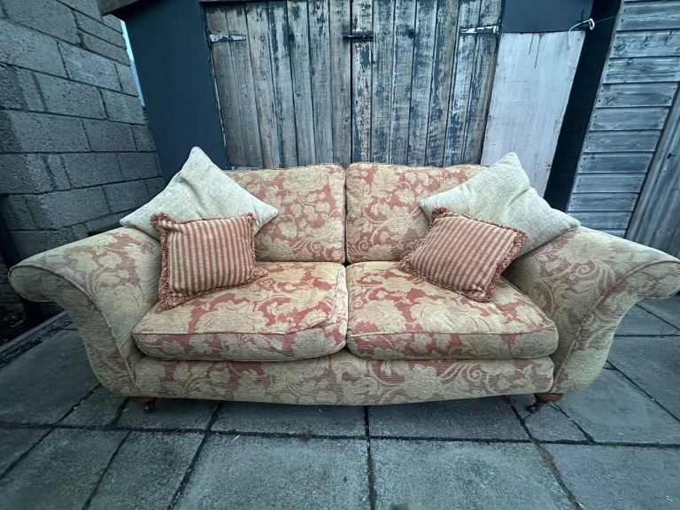 Floral Sofa - Can Deliver
