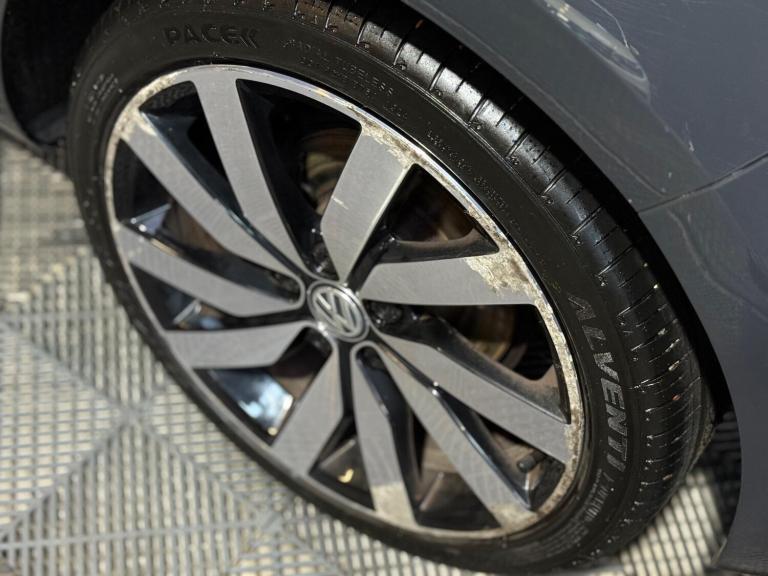 2017 Volkswagen Golf 2.0 TDI GT Edition 5dr DSG HATCHBACK DIESEL Automatic