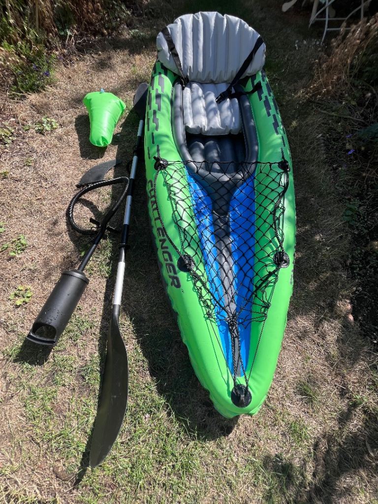 Inflatable one-man kayak 