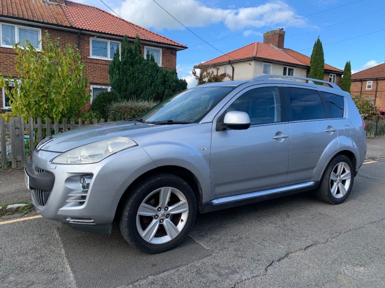 Peugeot 4007/Mitsubishi Outlander 2.2 Hdi,7 seats 1 Years mot