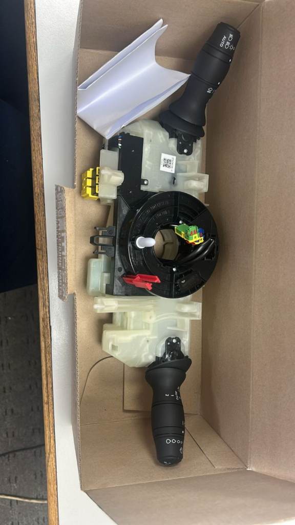 Complete Steering Column Stalks snd Clock Spring