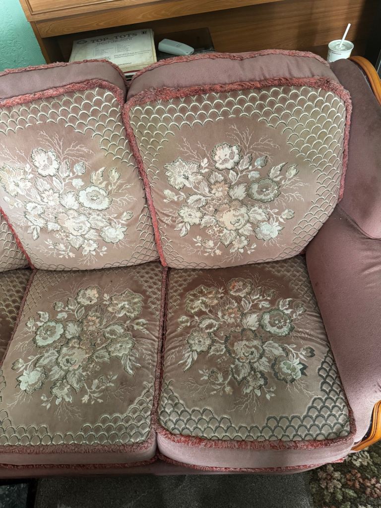 Free Sofa 
