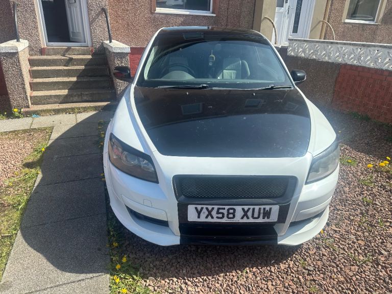 Spares repair Volvo c30 2lt diesel r design 