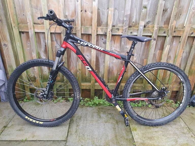 vercelli 650 eiger    and cross bicycle
