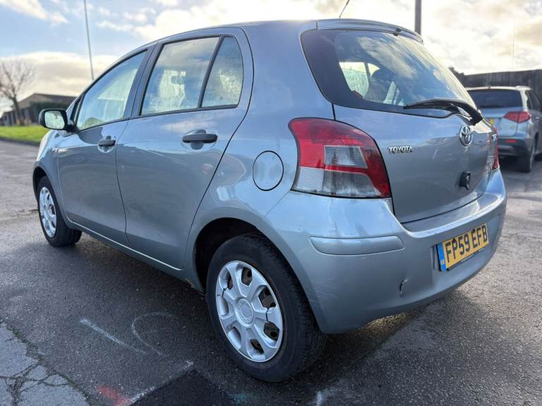 Toyota, YARIS, Hatchback, 2010, Manual, 998 (cc), 5 doors