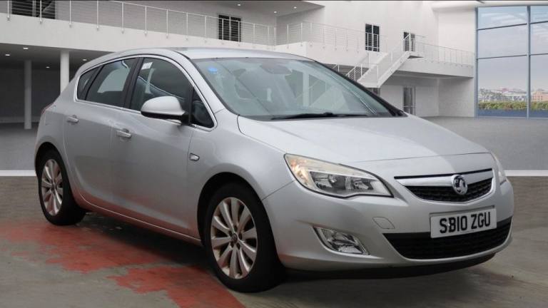 2010 Vauxhall Astra 1.6 16v SE Hatchback 5dr Petrol Manual Euro 5 (115 ps) Hatchback Petrol Manual