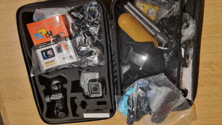 Rollei Actioncam S-50 WiFi with Underwater Housing & Accessories / Case