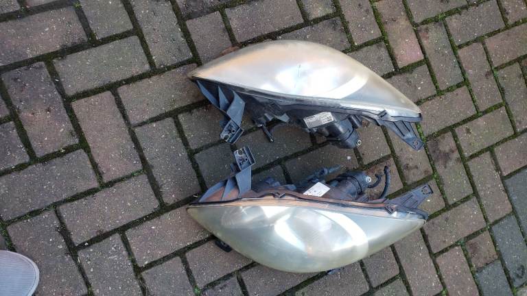 Toyota Aygo headlight 