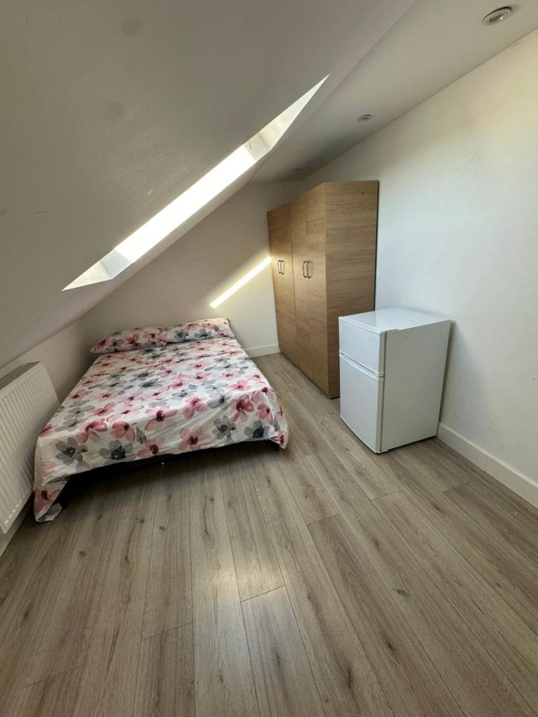 💕Private Rooms in Seven Sisters 🛌 Available for rent 📍