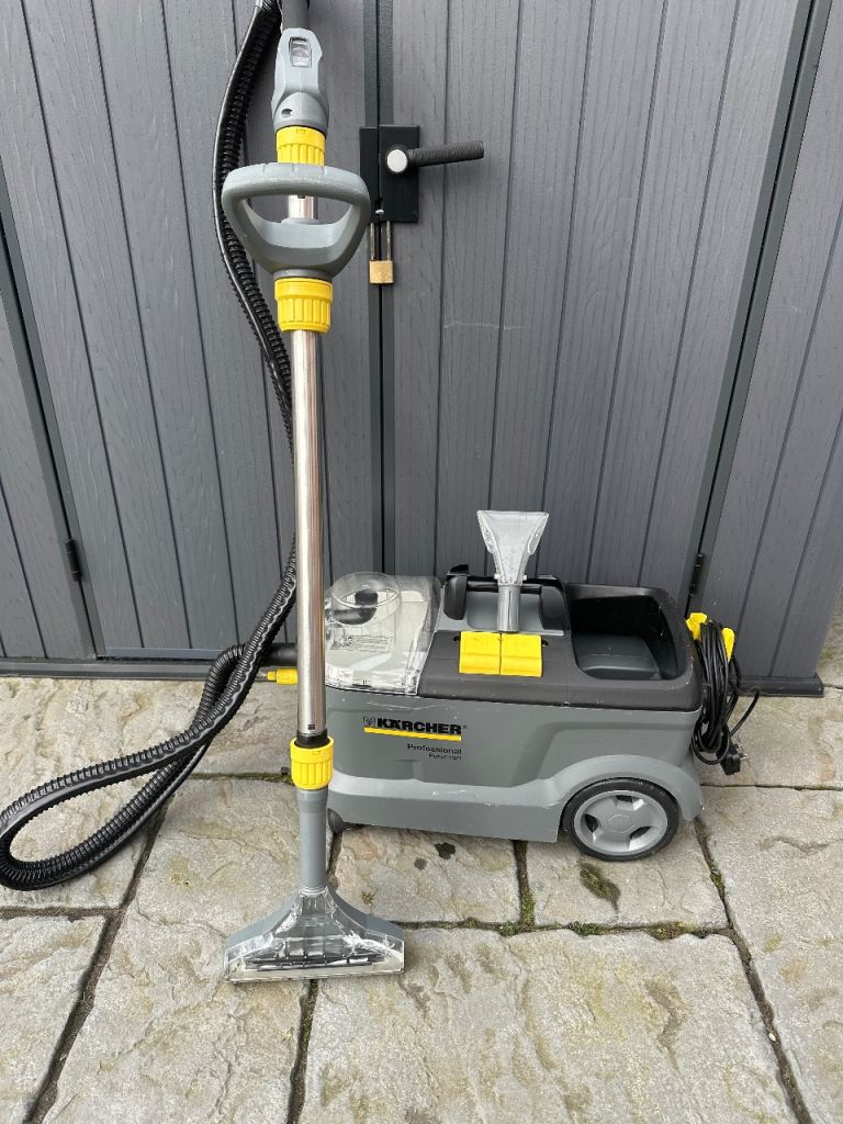 Karcher puzzi 10/1 carpet cleaner 