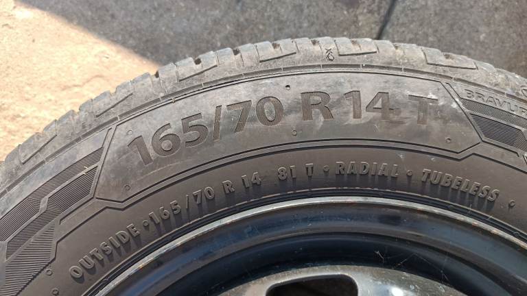 2x Tyres 165/70 R14 Barum Bravuris5 HM