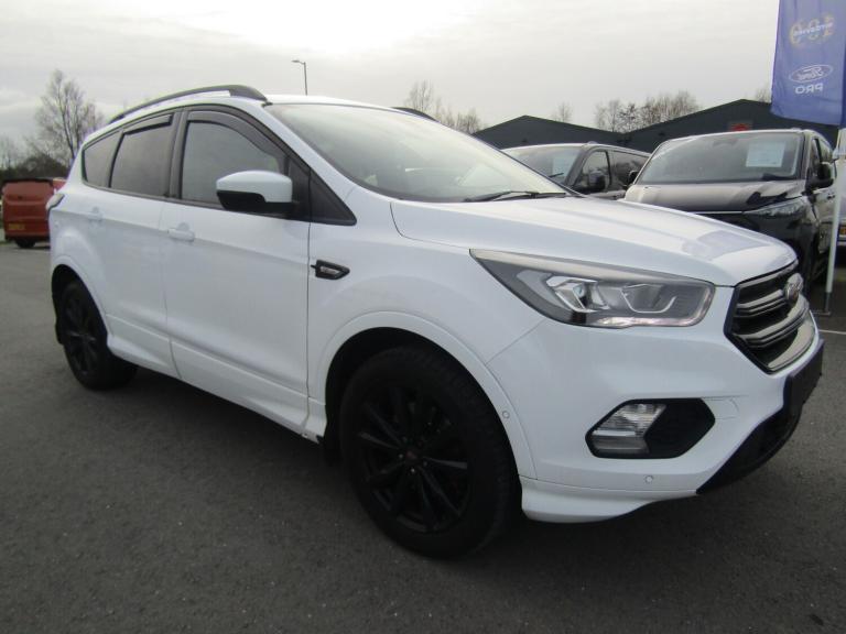 2017 Ford Kuga 1.5 TDCi ST-Line 5dr 2WD - Sat Nav / Great Value! Estate Diesel Manual