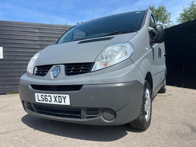 2013 Renault Trafic SL27dCi 115 [Sat Nav] Van Quickshift6 Euro 5 PANEL VAN Diesel Manual