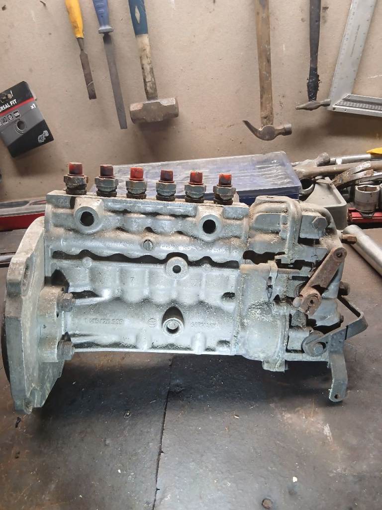Bosch fuel pump 6cylinder