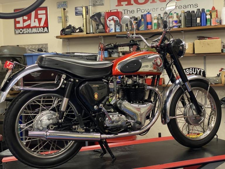1956 BSA A10 650 Super Rocket Replica Classic Lookalike, With Oil Leak.