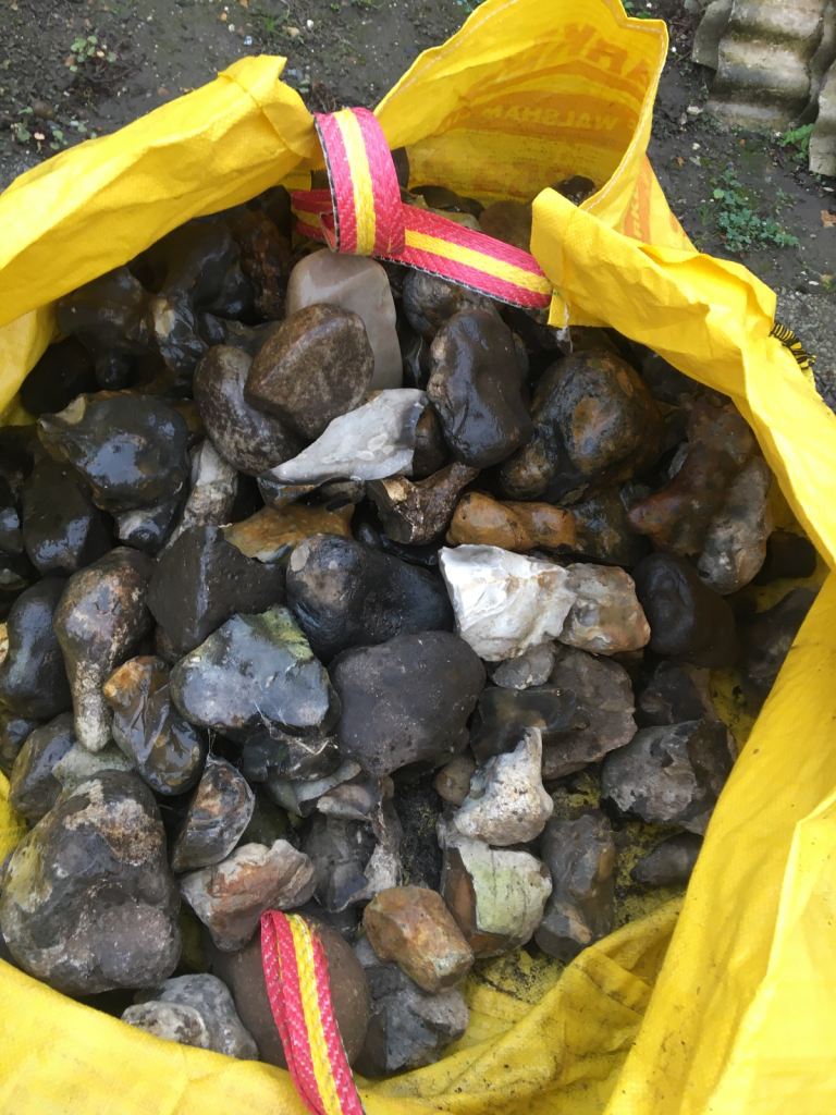 Flint stones 