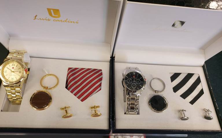 Men watch set with tie and cufflinks 
