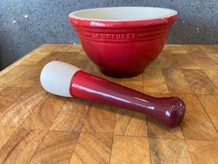 Le Creuset Red Mortar and Pestle – As Good As New