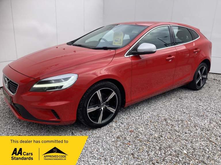 2017 Volvo V40 T2 [122] R DESIGN 5dr HATCHBACK PETROL Manual
