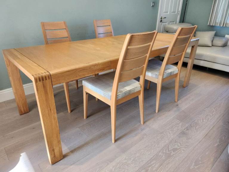 Ercol Bosco Large Extending Dining Table (175cm to 225cm) & 4 Chairs - Solid Oak