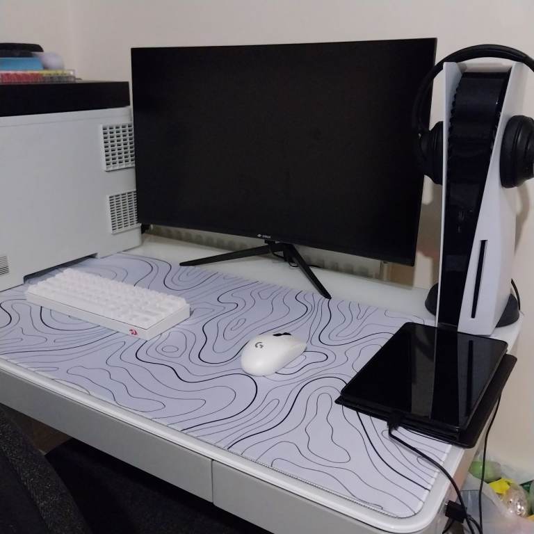 image for 27 inch 180hz crua 1ms curved gaming monitor 