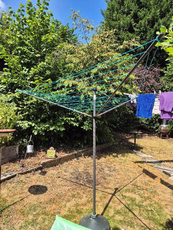 Garden Rotary Washing Line with cover brand new 