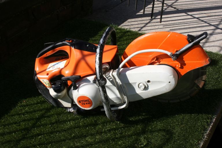 STIHL TS410 2-STROKE PETROL CUT OFF SAW / DISC CUTTER excellent condition