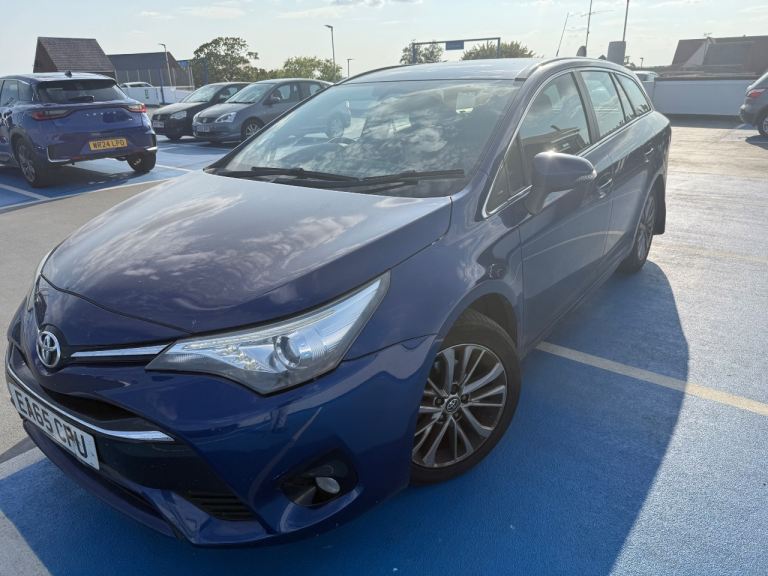 Toyota, AVENSIS, Estate, 2015, Manual, 1598 (cc), 5 doors