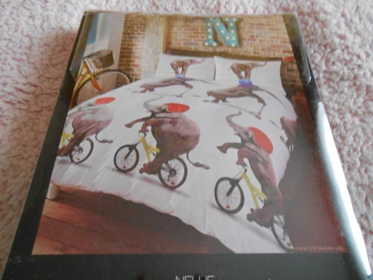 New Elephant Double Duvet - - £6 - - -