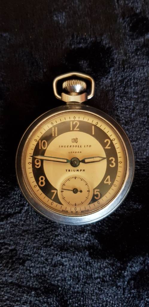 TRIUMPH pocket watch
