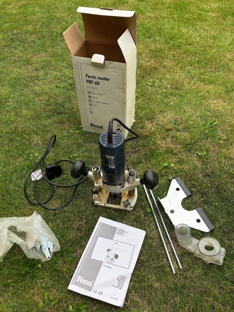 Ferm router FBF-6E (550W) plus 1/4" Shank TCT Router Cutter