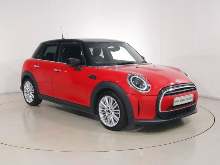 MINI HATCHBACK 1.5 Cooper Exclusive Premium 5dr Auto