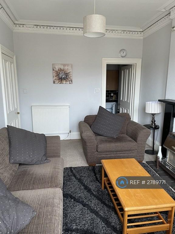 2 bedroom flat in Roseburn St, Edinburgh, EH12 (2 bed) (#2789771)
