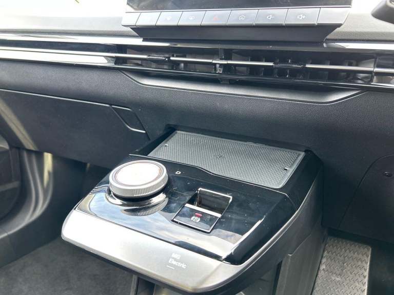 2025 MG MG4 64kWh Trophy Long Range Hatchback 5dr Electric Auto (203 ps) Hatchback ELECTRIC Autom...