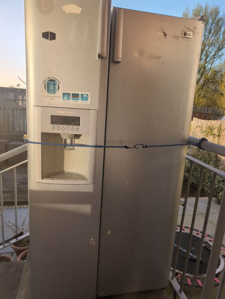 Free fridge freezer for scrap 