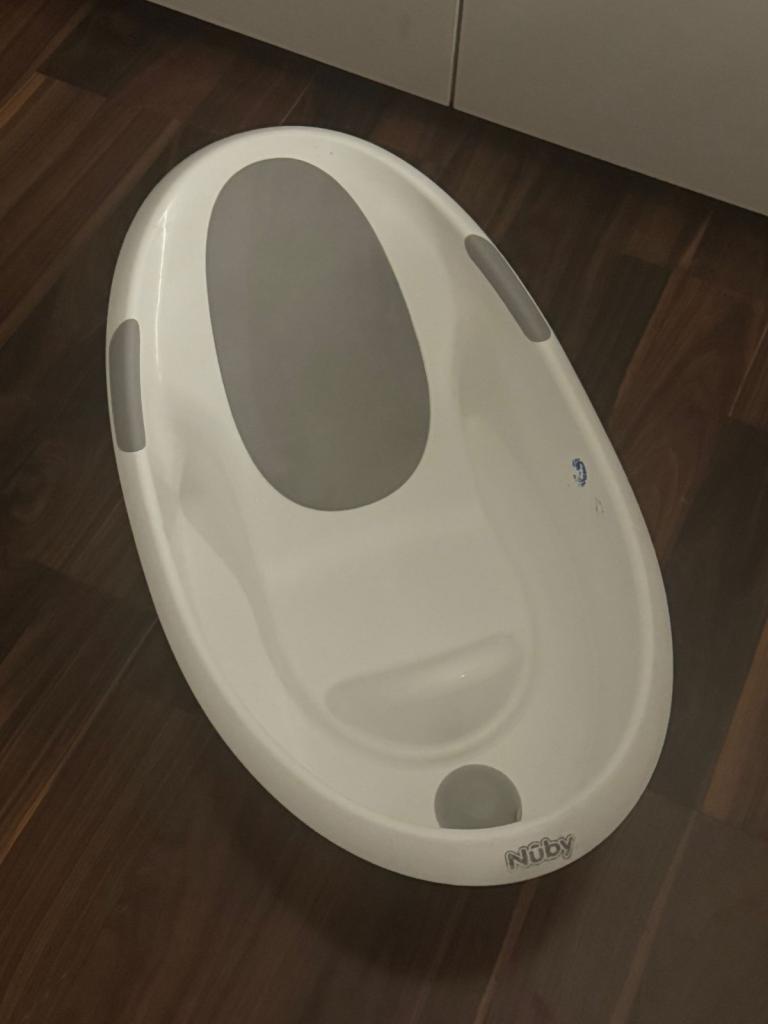 Nuby baby bath 