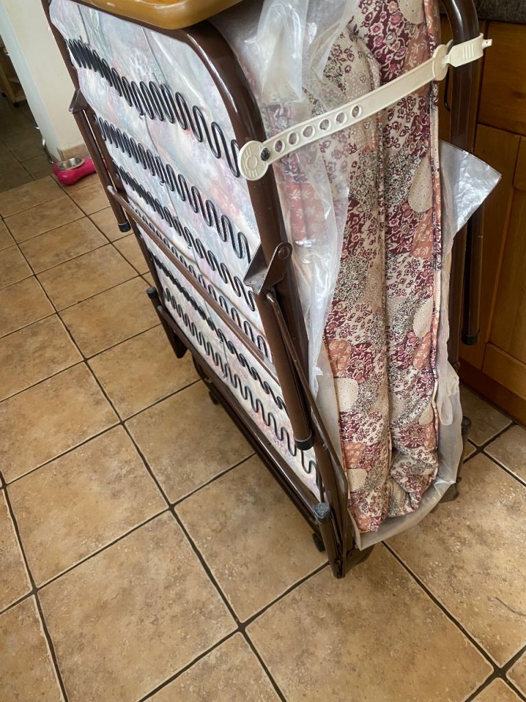 Jay B folding bed 