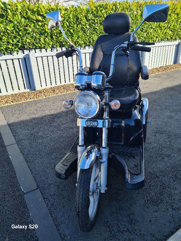 Larger mobility scooter excellent can deliver today